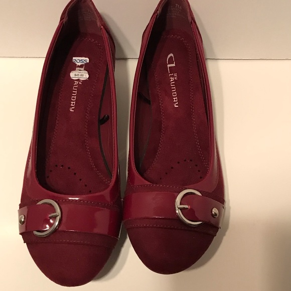 CL by Laundry Shoes - Womens CL by Laundry Herls Size 7 Buckle Wedges